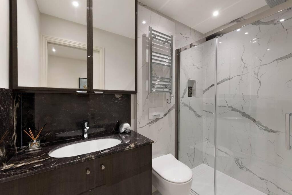 Wonderful Knightsbridge Apartment By Harrods London Eksteriør billede